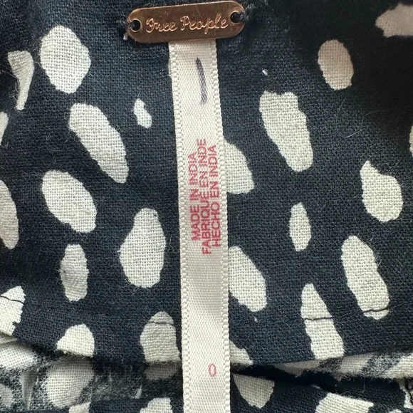 FREE PEOPLE: Lace -Up Bennett Polka Dot Shorts -Size 0 - Picture 12 of 13